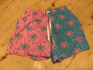 Chubbies The Vice Versas Split Palm Tree Swim Trunks Size Medium 5.5" Inseam